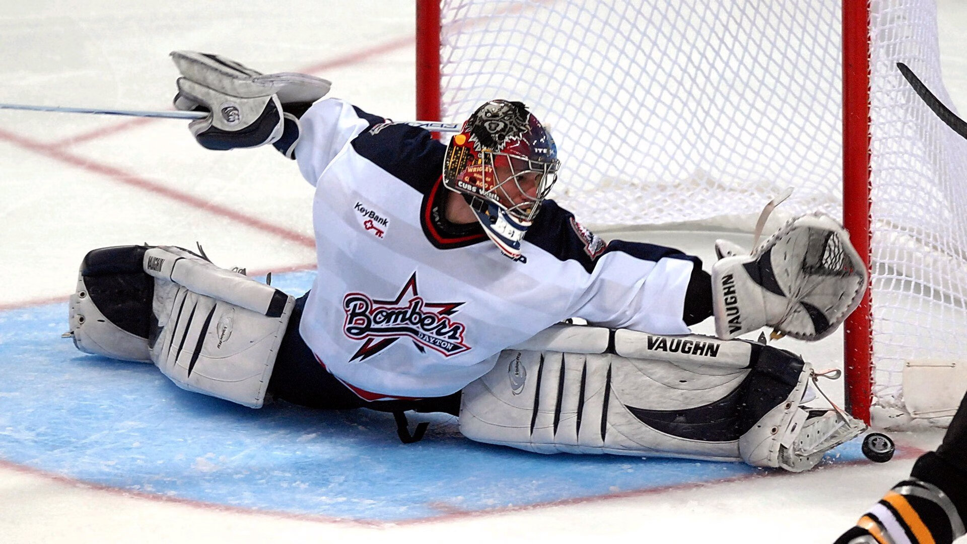 奥运前哨战，乔治关键接管诠释领袖价值，独行侠大胜湖人背后的周期博弈