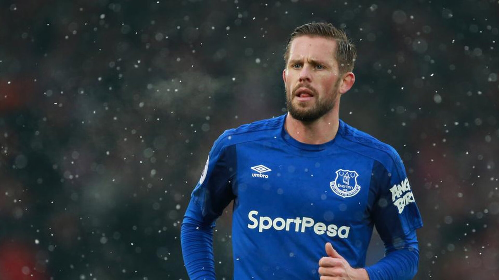 2026世界杯焦点战前瞻,独行侠式足球哲学如何正面击溃雄鹿铁血防线